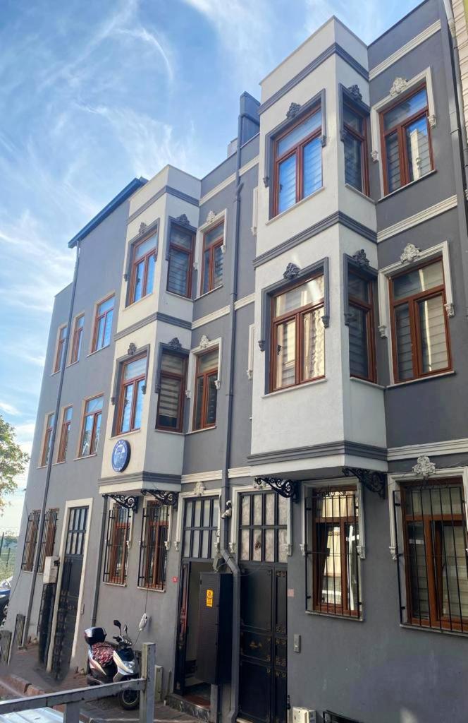 Hradission Otel Kaifa Istambul Extérieur photo